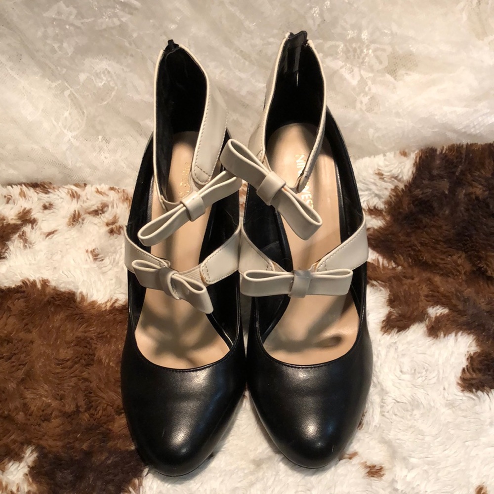 Black and Ivory Nine West Heels